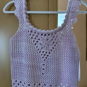 #137 NWT - Aqua light pink waits line top with beautiful delicate style sleeves.